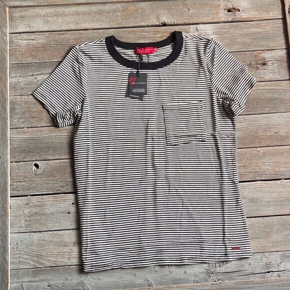 N: Philanthropy Grant Pocket Tee - Picture 4 of 5